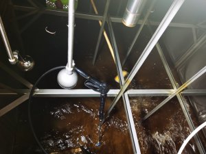 二次供水水箱如何清洗消毒？不銹鋼水箱多久清洗一次？